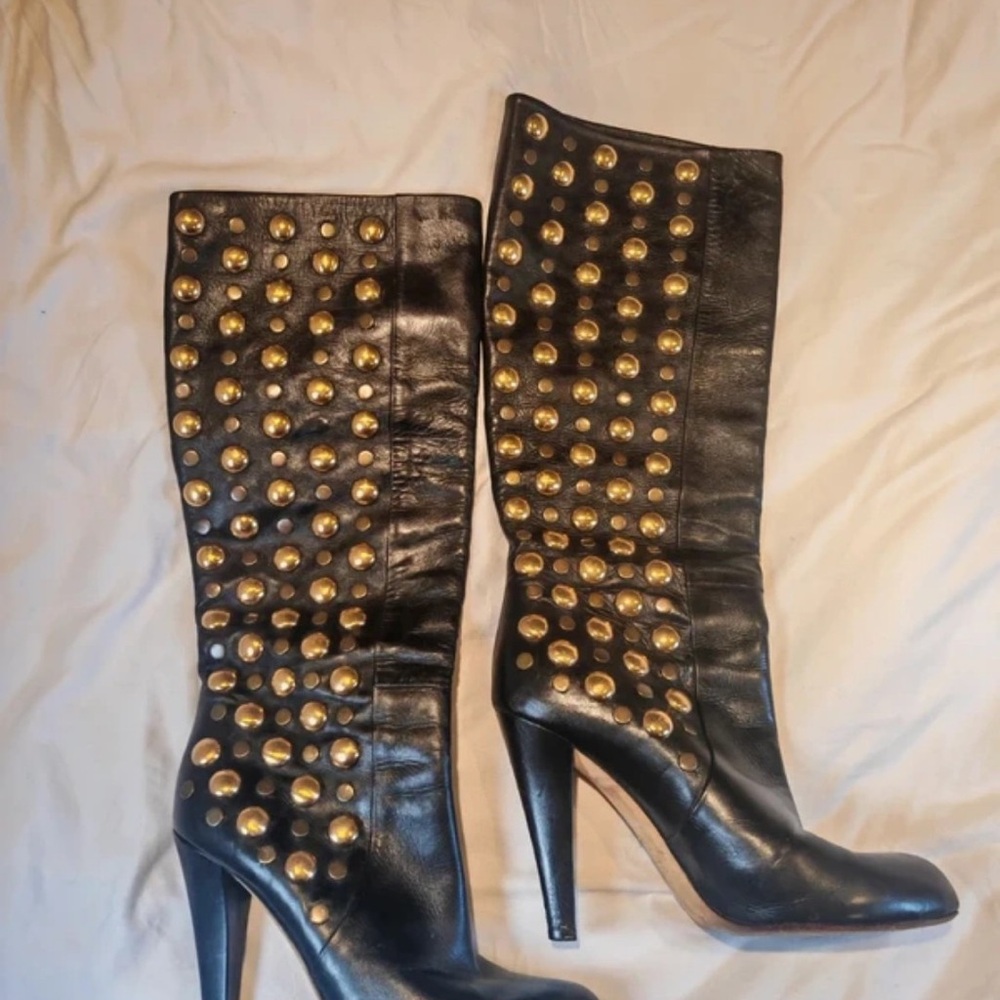 Gucci Black and Gold Heeled Boots